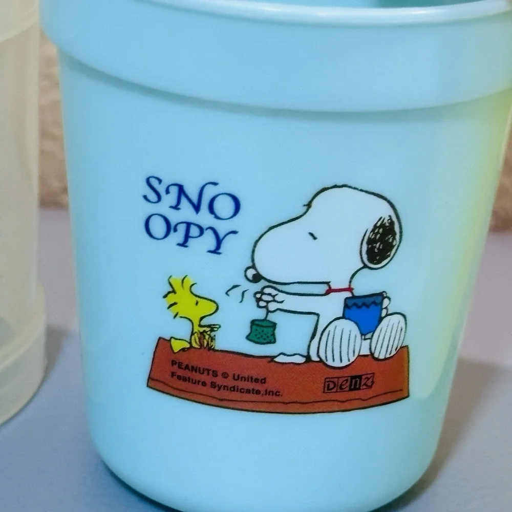 3 Peanuts Drinking Cups Snoopy Woodstock Plastic Picnic Stackable Storage Denz